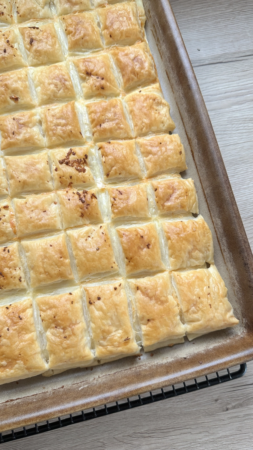 julias.food.life – Kochutensilien – Zupfbrot Käse Schinken